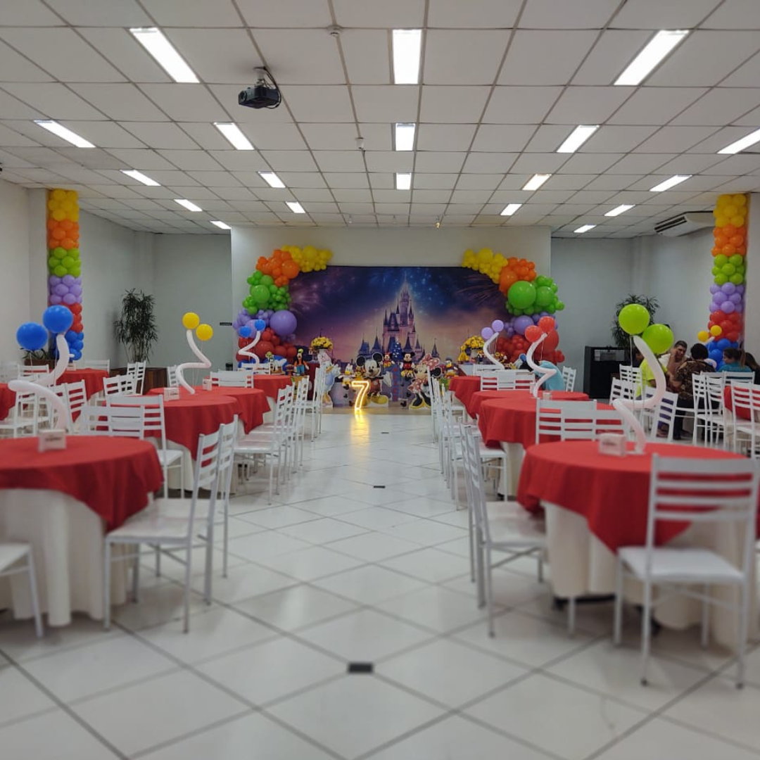 Espaço que Encanta - Salão 180 Pessoas e Acessibilidade PCD