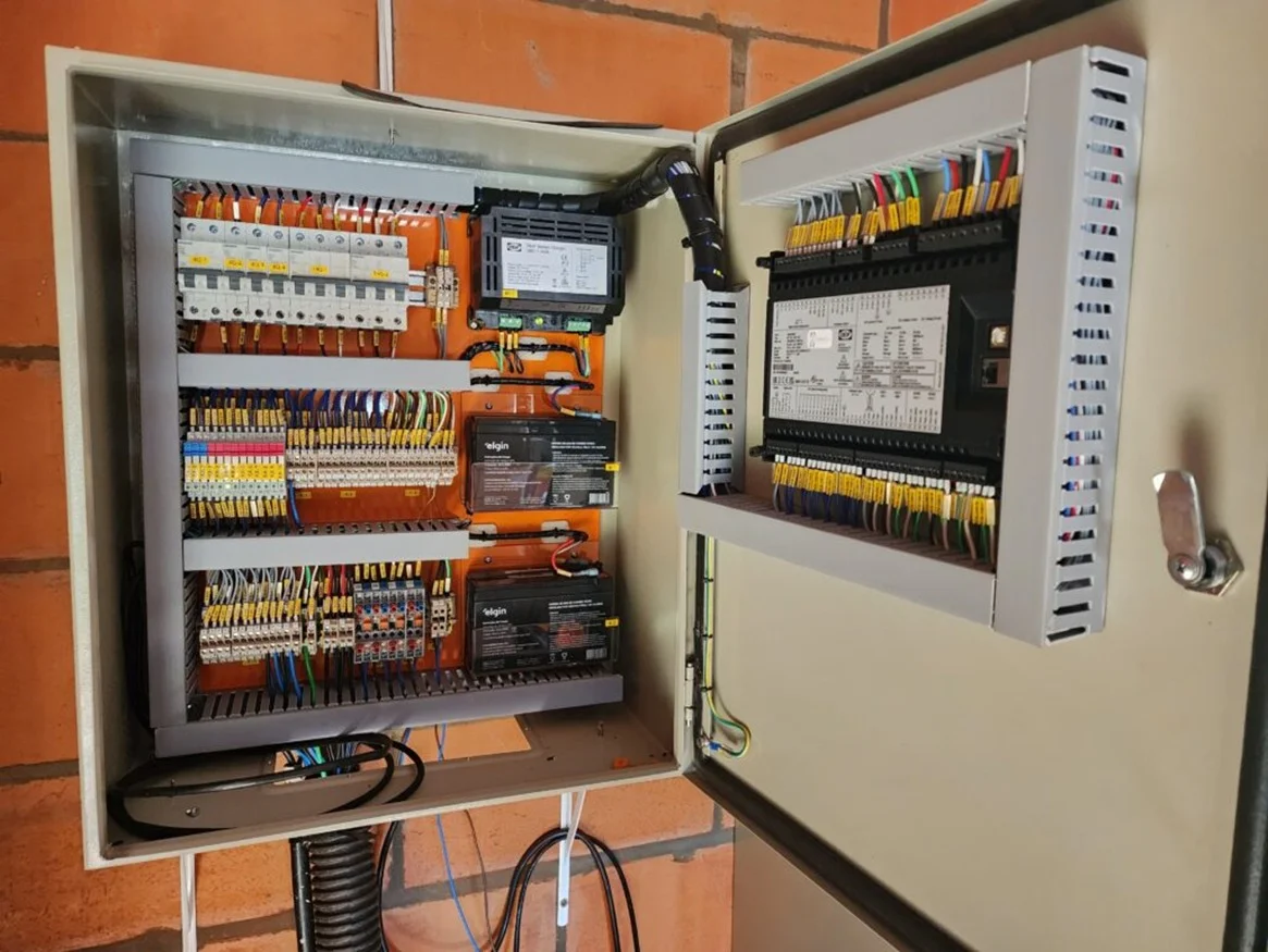 Sistema Off-Grid Domotyk